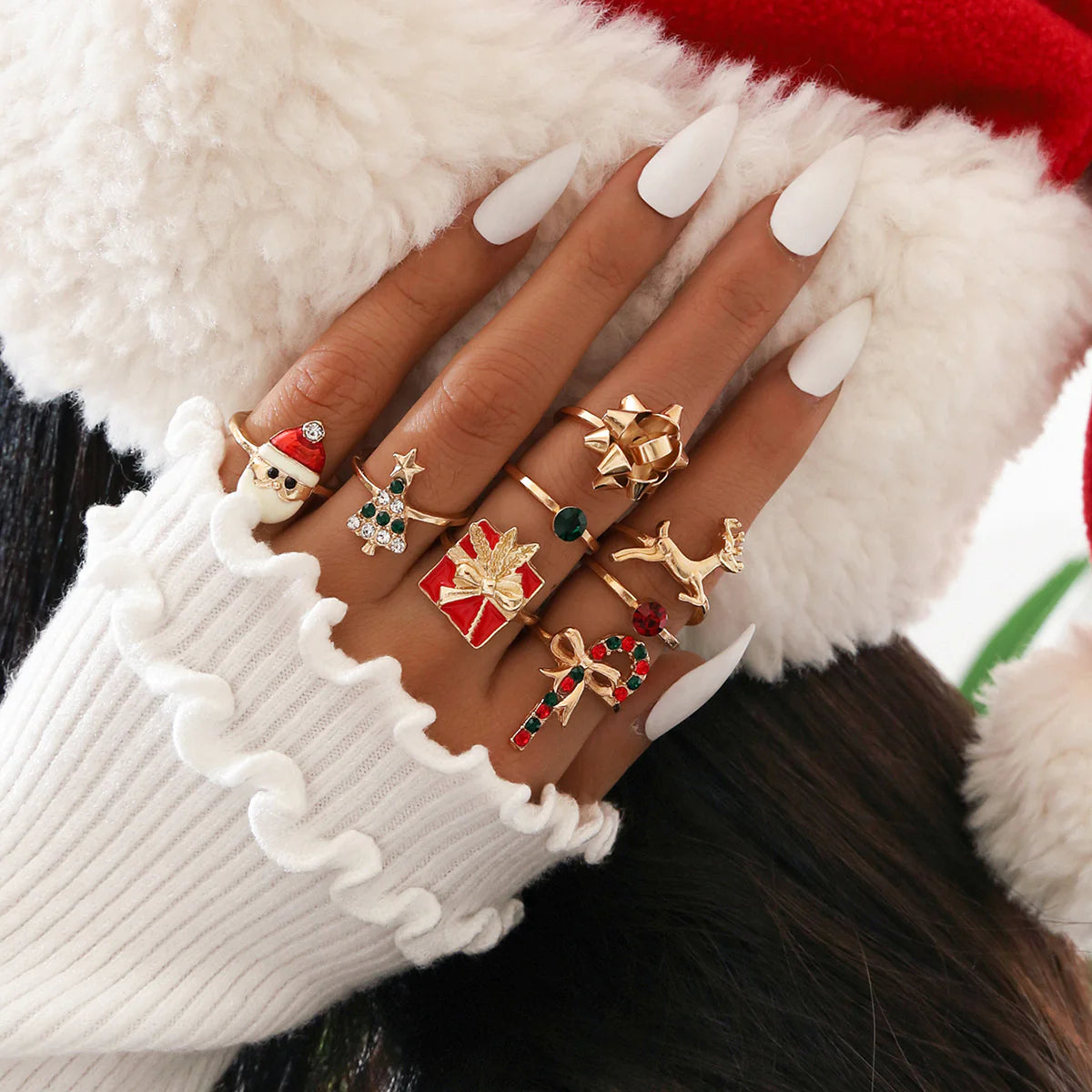 8-Piece Festive Diamond Holiday Set